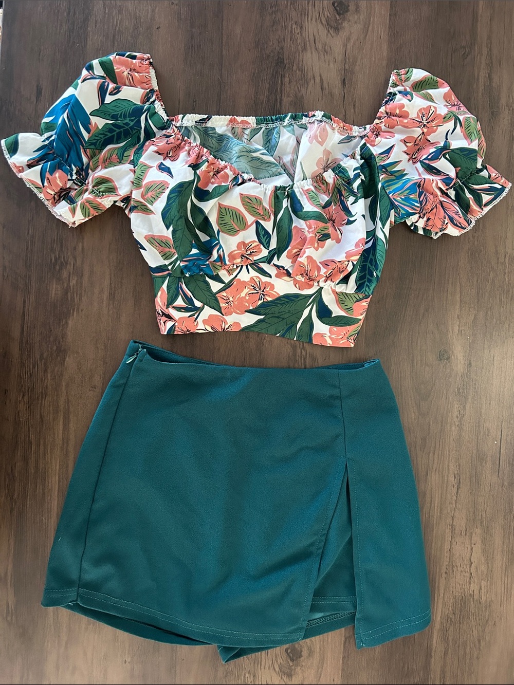 SHEIN Coral Floral Off-Shoulder Crop Top & Teal Skort Set